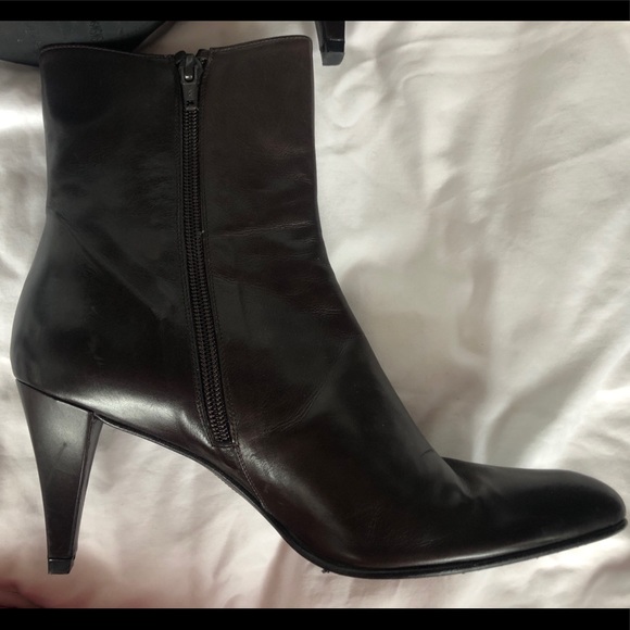 Stuart Weitzman Boots - Picture 10 of 16